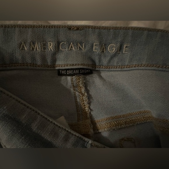American Eagle The Dream Short MIDI Distressed Light Wash Shorts - Picture 10 of 13